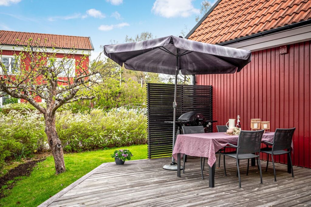 Panelbyte 2 planshus. Värmdö Ängsvik
