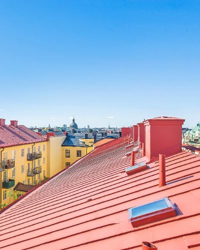Byte av tak vid läckage till hus. Södermalm Hornstull
