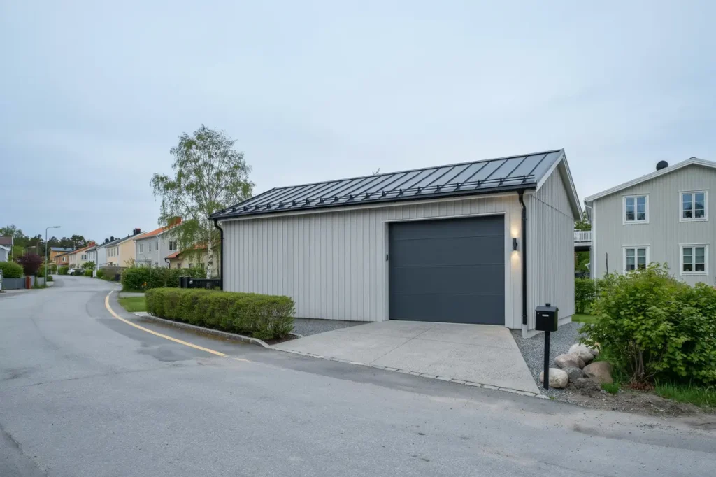 renovering av papptak p garage i abrahamsberg bromma